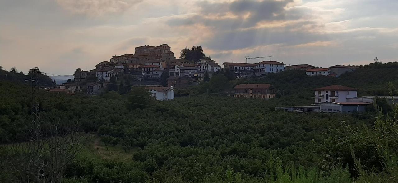 Ristorante Albergo Da Maurizio Cravanzana ภายนอก รูปภาพ