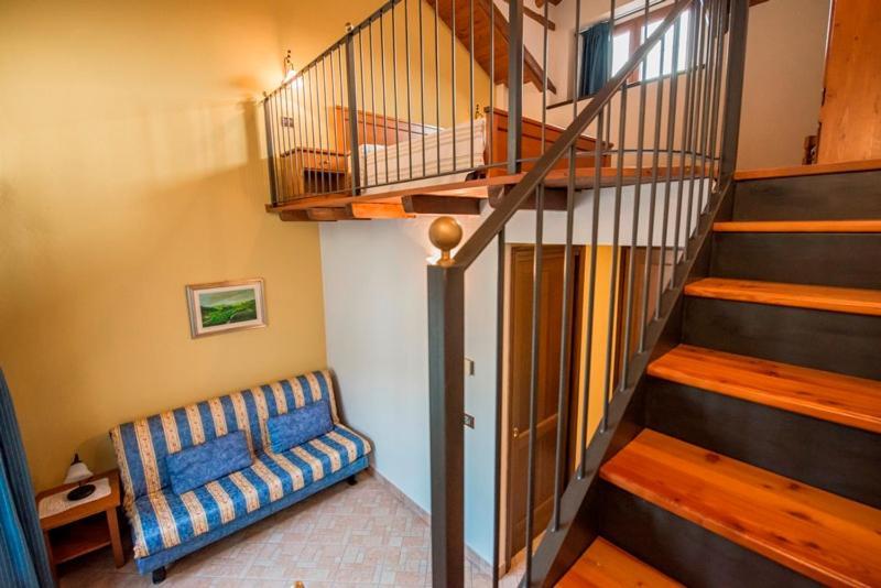 Ristorante Albergo Da Maurizio Cravanzana ภายนอก รูปภาพ