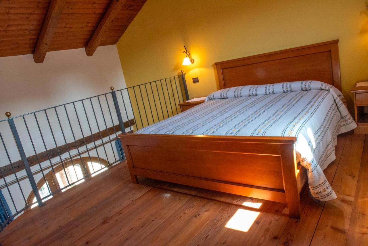 Ristorante Albergo Da Maurizio Cravanzana ภายนอก รูปภาพ