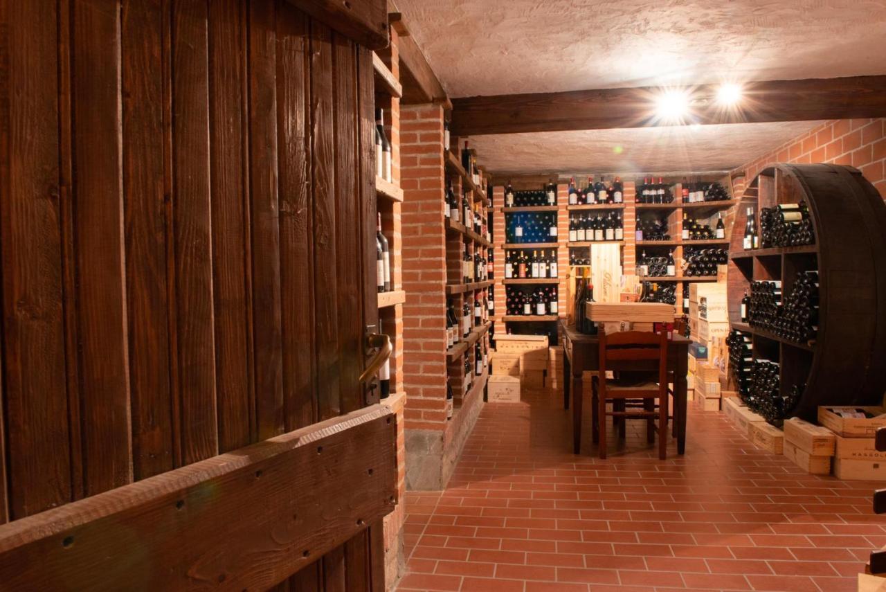 Ristorante Albergo Da Maurizio Cravanzana ภายนอก รูปภาพ